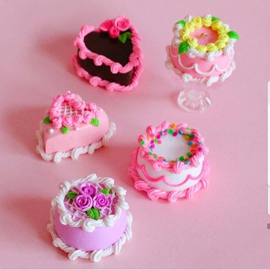 Marie Antoinette Cake Statement Necklace