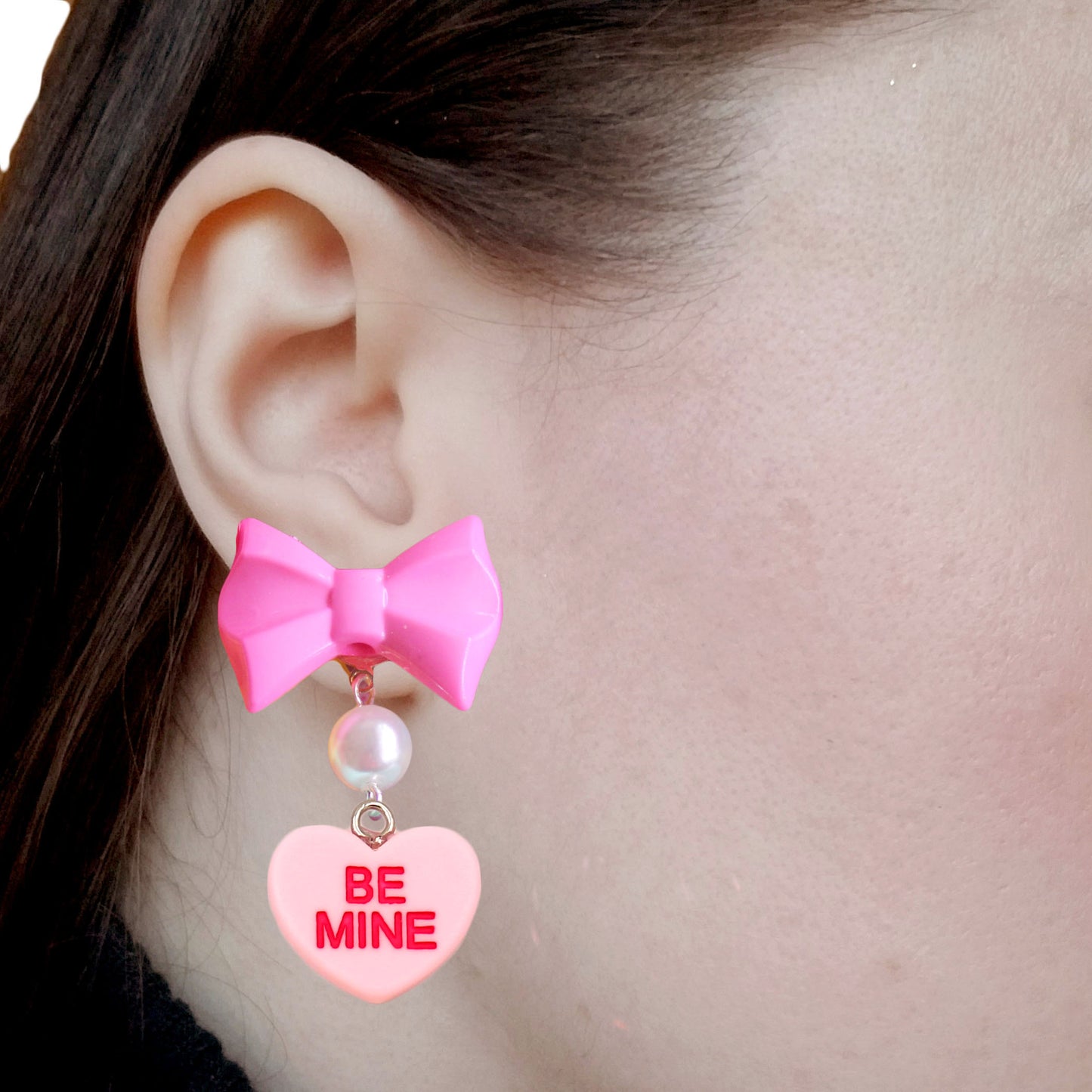 Candy Heart Earrings - Bow and Pearl