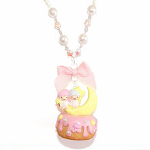 Load image into Gallery viewer, Kiki &amp; Lala Miniature Cake Pearl &amp; Bow Necklace
