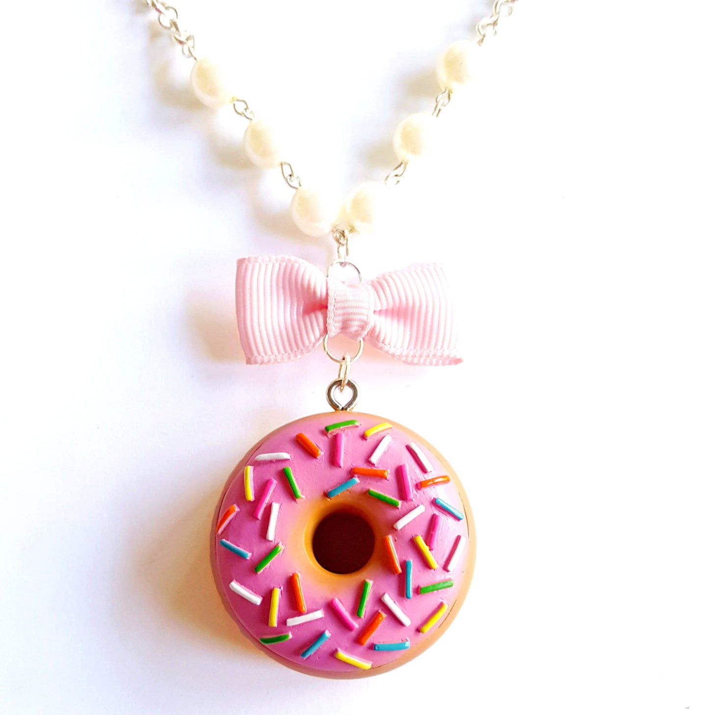 Pearl and Bow Large Donut Necklace