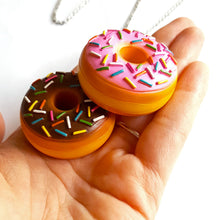 Load image into Gallery viewer, Large Donut Necklace
